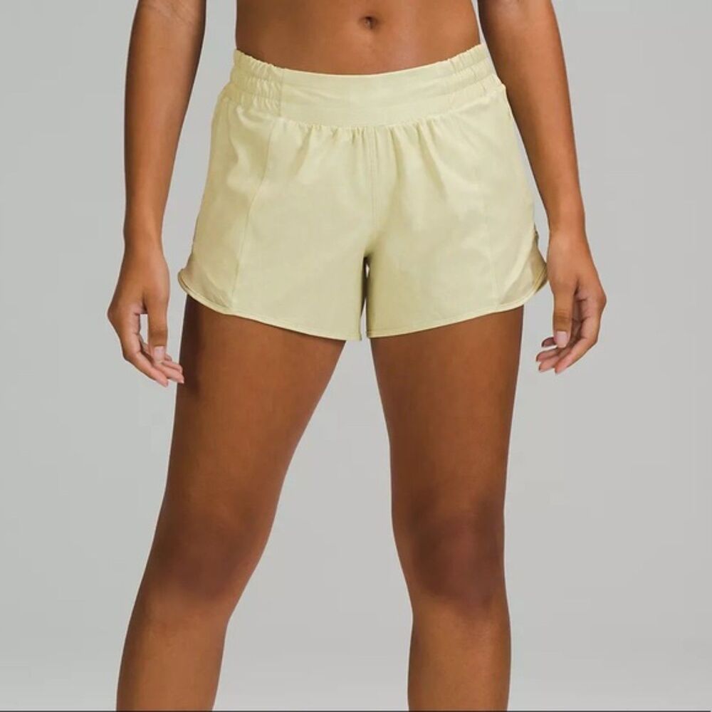 Lululemon Athletica Hotty Hot Light Yellow Women's Size 2 Tall